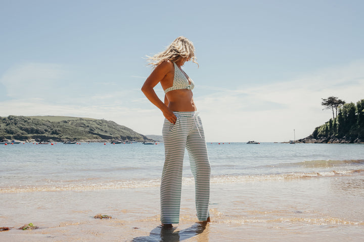 Womens Striped Towelling Wide Leg Jogging Bottoms | White & Apple